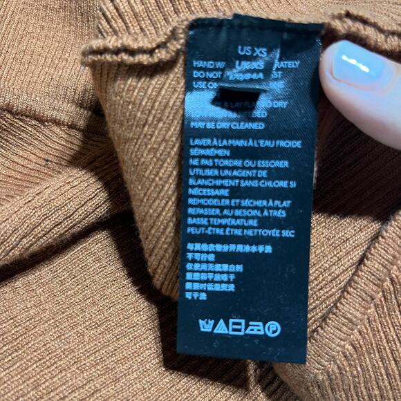 Anthropologie Women's Vanessa Ribbed Knit Poncho Sweater Honey Size XS NWT - Picture 6 of 9